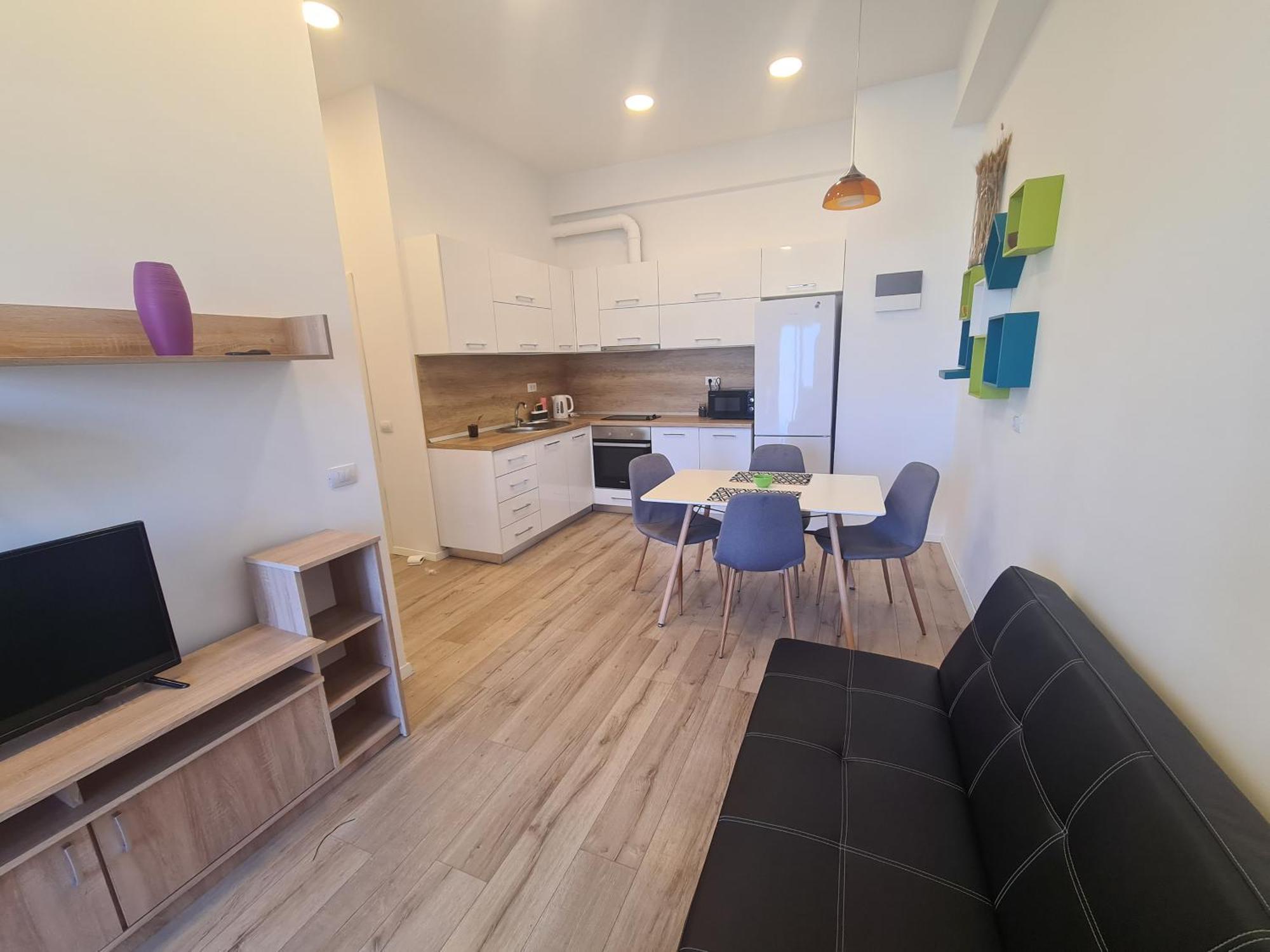 Luxury Central Newapartments One Bacau Ngoại thất bức ảnh